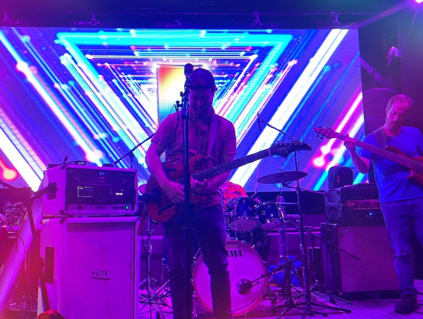 Skyballs   Gate City (Alive in Roswell)   Video Board